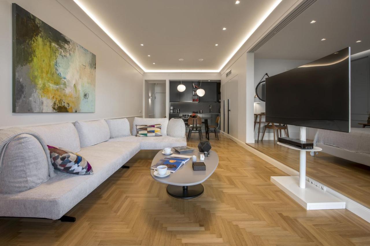 Chic Central Athens Apartment At Mavilli Sq. Bagian luar foto