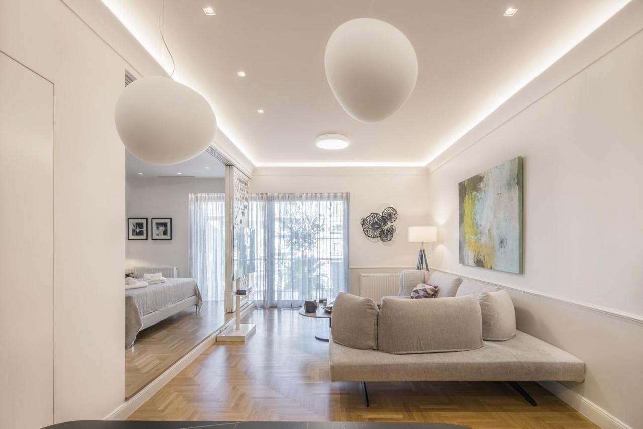 Chic Central Athens Apartment At Mavilli Sq. Bagian luar foto