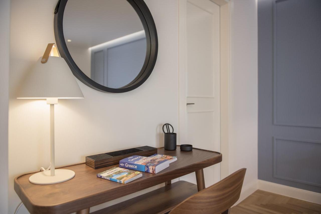 Chic Central Athens Apartment At Mavilli Sq. Bagian luar foto