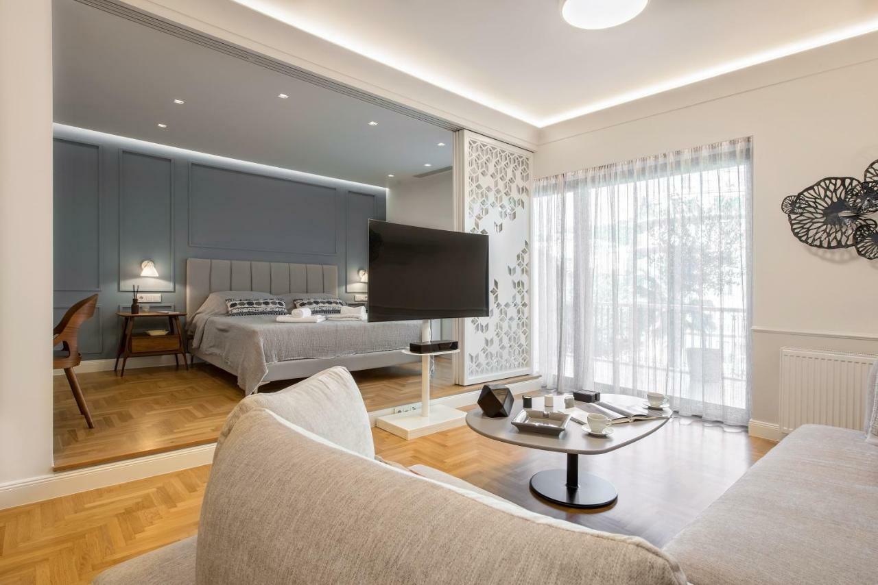Chic Central Athens Apartment At Mavilli Sq. Bagian luar foto