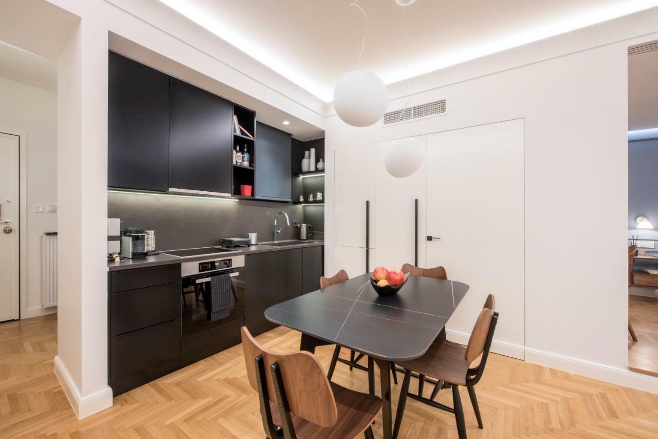 Chic Central Athens Apartment At Mavilli Sq. Bagian luar foto